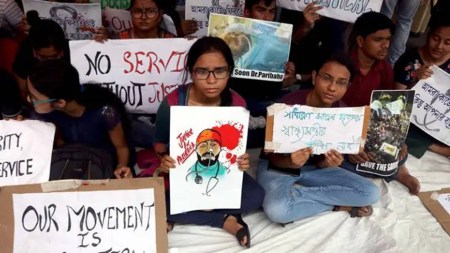 Junior doctors protest, emergency services duties, justice for woman trainee doctor, Kolkata rape case, Kolkata rape murder, Indian express news