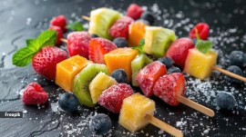 Tanghulu trend is viral on TikTok