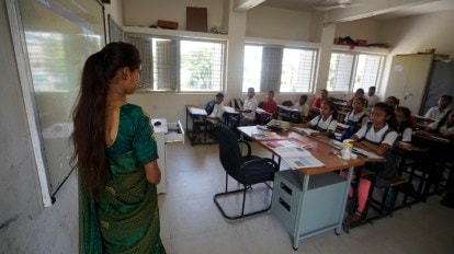 Maharashtra commences second phase of teacher recruitment | Mumbai 