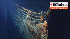Titanic wrecked bow Ballard