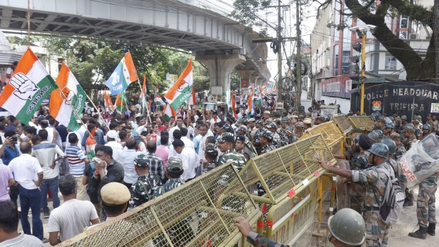 Tripura Congress protestation  adjacent   constabulary  headquarters