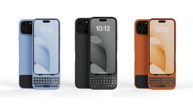 Clicks keyboard cover is now available for the iPhone 16 series.
