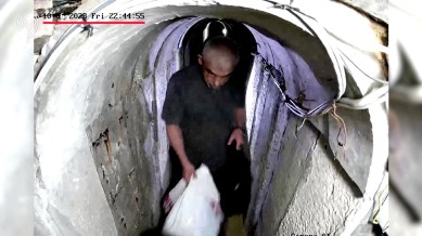 israel yahya sinwar hide in tunnel