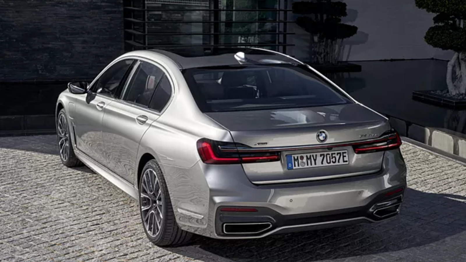 BMW dealer told to pay Rs 5.42 lakh charged for repairing car to owner | Chandigarh News BMW dealer told to pay Rs 5.42 lakh charged for repairing car to owner | Chandigarh News