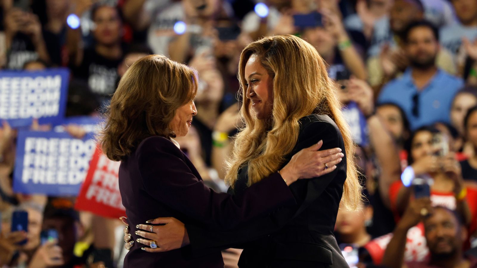 Beyoncé endorses Kamala Harris at Texas rally ‘Time for America to