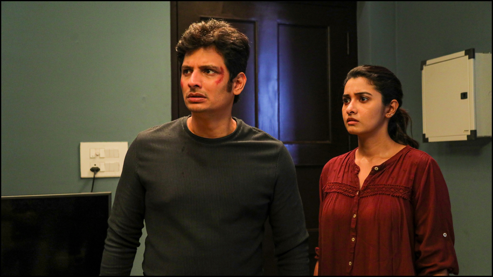 Black movie review: Jiiva, Priya Bhavanishankar shine in a gripping,  intriguing melange of genres | Movie-review News - The Indian Express