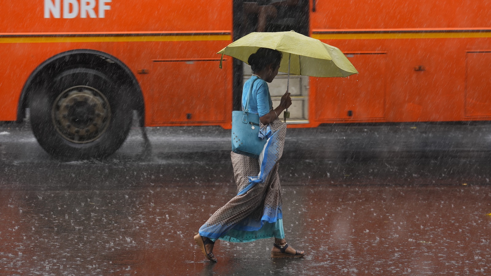 Tamil Nadu Chennai Rains, Weather Forecast Today LIVE News Updates: Red Alert in Chennai, Schools and colleges shut in Chennai and neighbouring districts