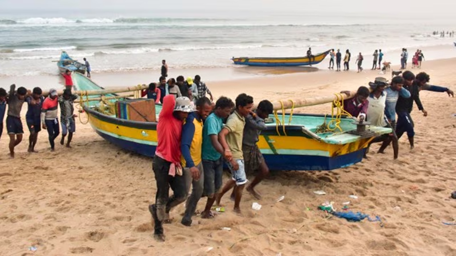 Cyclone Dana to Hit West Bengal, Heavy Rains Expected