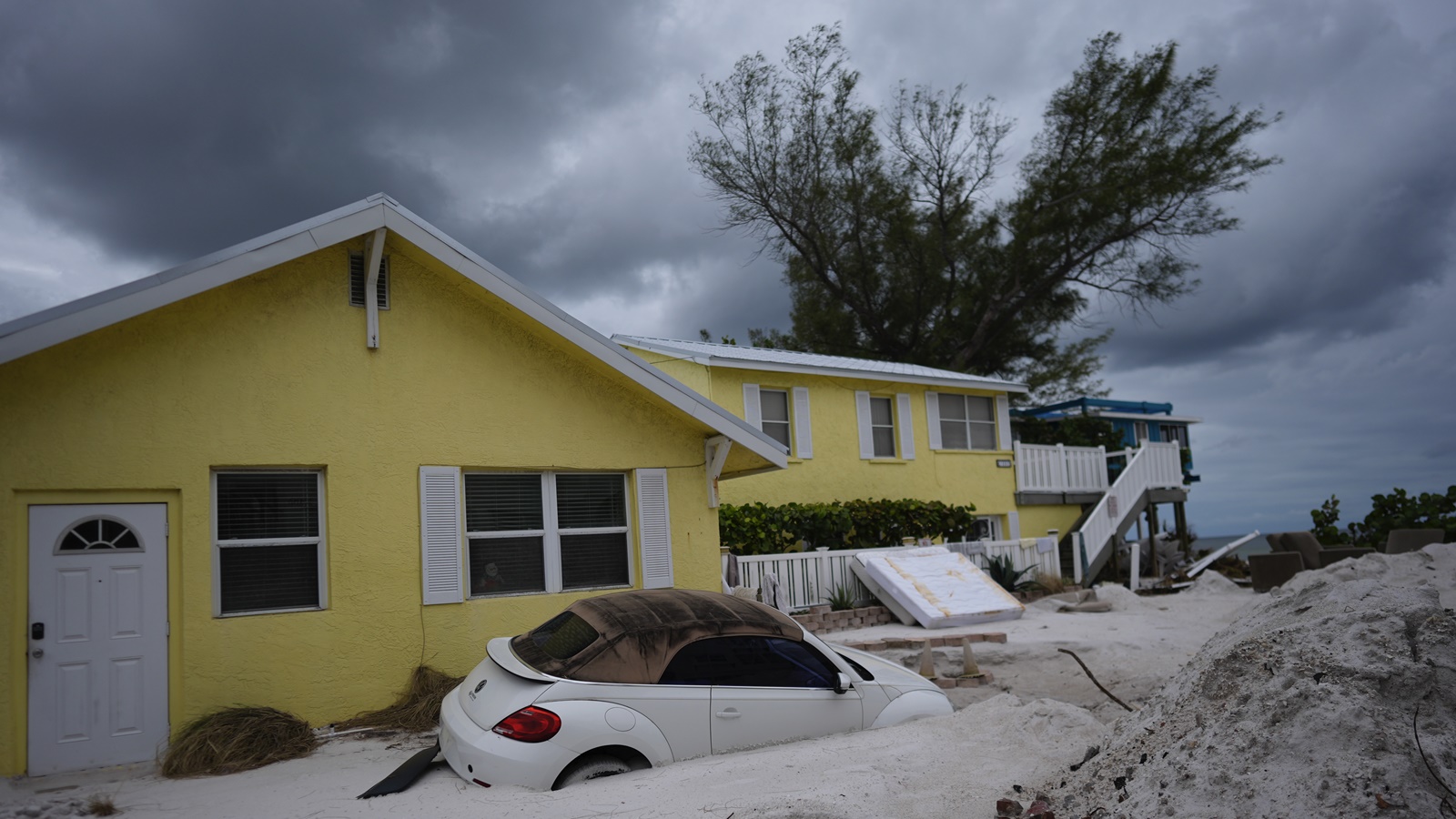 Hurricane Milton President Biden says ‘Evacuating before Milton hits a