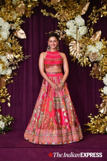 Manish Malhotra Alia Bhatt Mehendi Lehenga Alia Bhatt Pink Lehenga