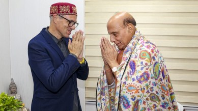 Omar meets Modi and Rajnath, seeks support for J&K statehood