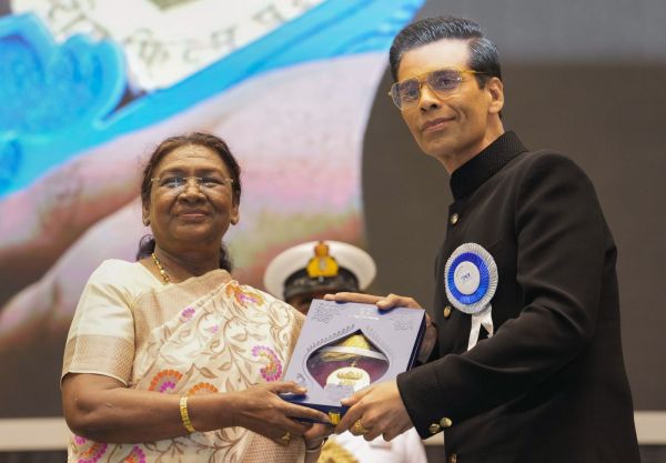 President Droupadi Murmu handed implicit    the National Award to filmmaker Karan Johar.