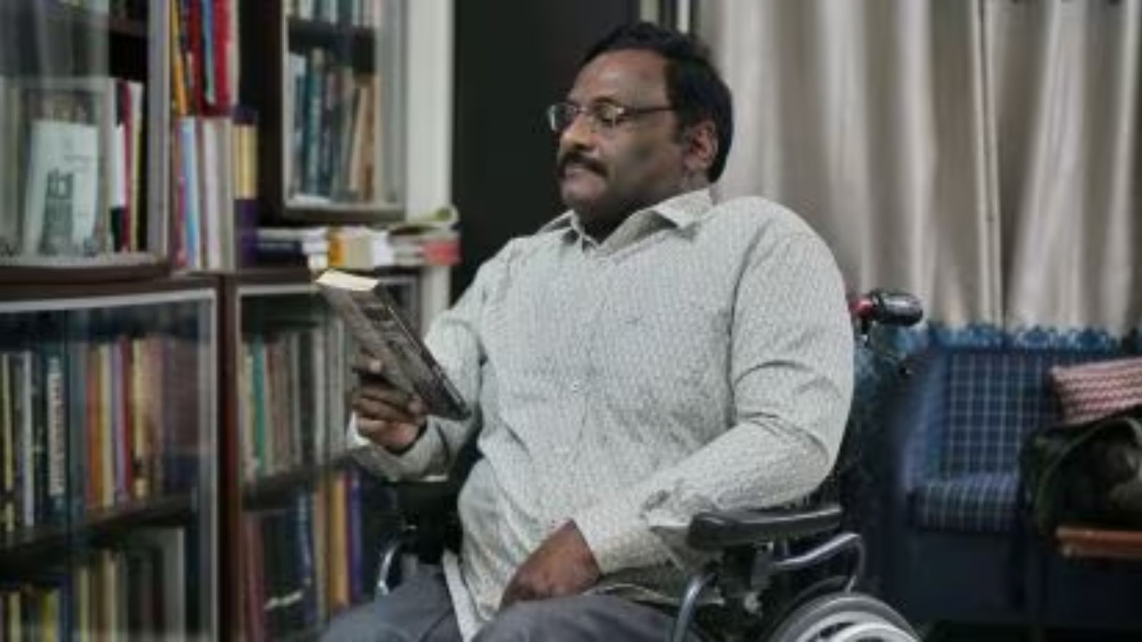 G N Saibaba passes away: His legal fight for reinstatement as DU assistant professor remains unresolved | Delhi News G N Saibaba passes away: His legal fight for reinstatement as DU assistant professor remains unresolved | Delhi News