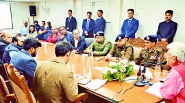 Manoj Sinha, Jammu and Kashmir, Jammu and Kashmir Police, Lashkar, Lashkar recruiting locals, Indian express news, current affairs