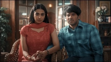 Meenakshi Chaudhary and Dulquer Salmaan from Lucky Baskhar