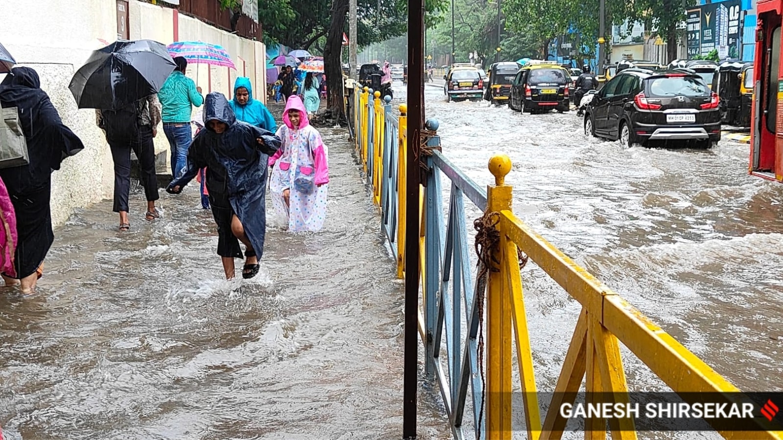 Yellow alert extended Moderate showers on the cards for Mumbai