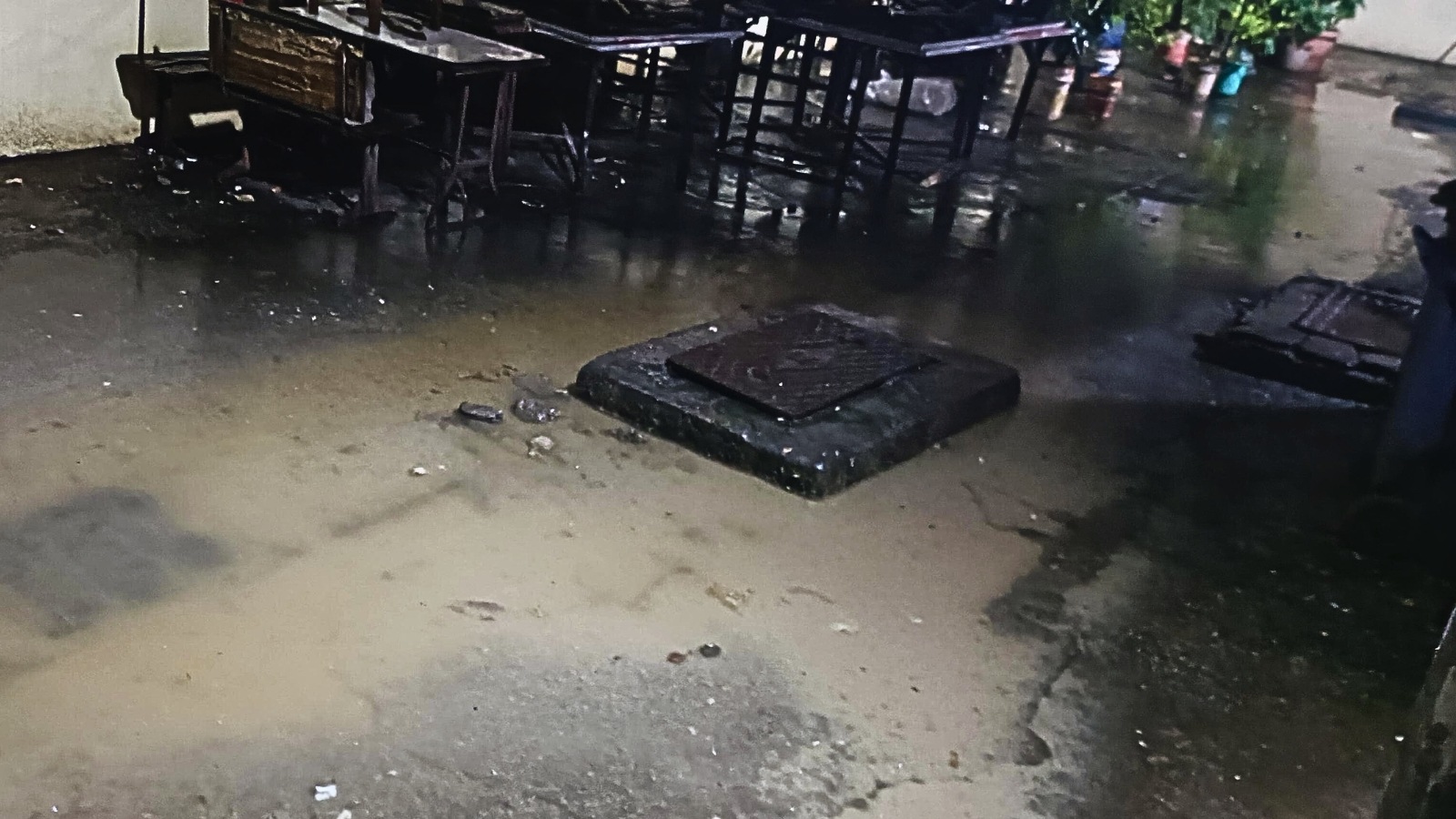 MU hostel residents complain of clogged gutters causing health hazard