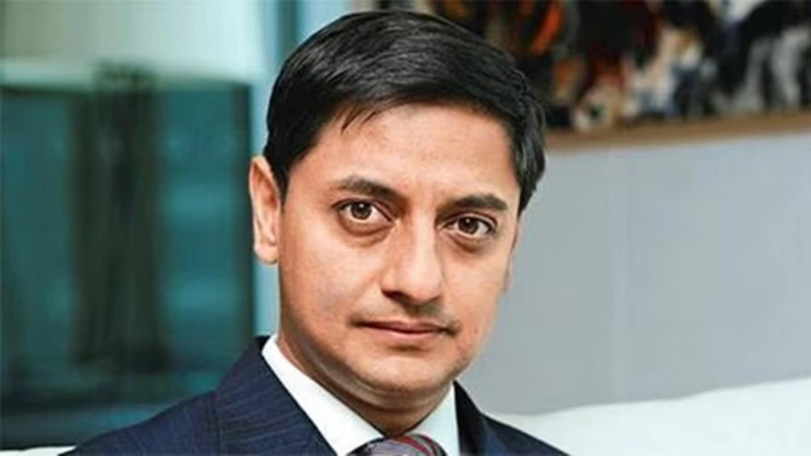 After Bibek Debroy’s resignation, Sanjeev Sanyal appointed as ...