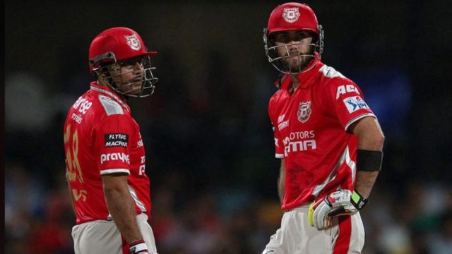 Glenn Maxwell connected  Virender Sehwag