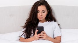 Why you shouldn’t reach for your smartphone first thing in the morning: Reaching for smartphone first thing in morning can probably ruin your day.