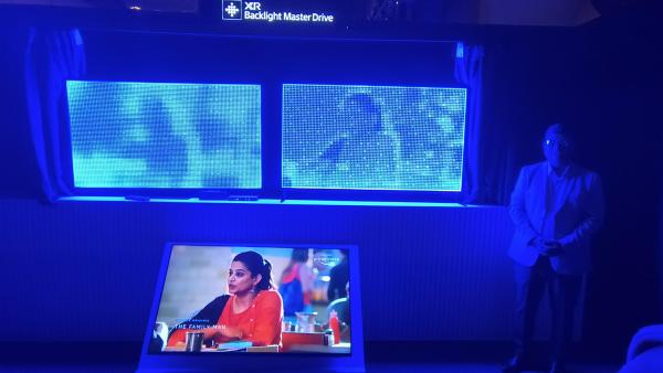 Sony demo of XR backlight master drive. 