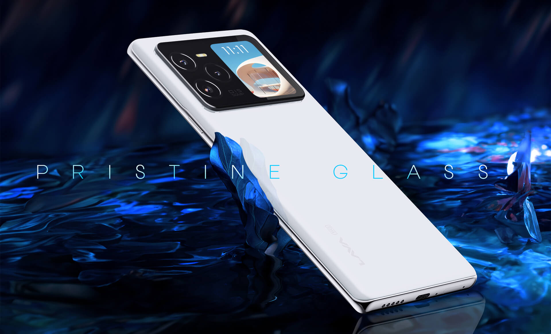 The Lava Agni 3 has a secondary 1.74-inch AMOLED screen on the back.