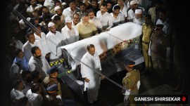 baba siddique's final rites