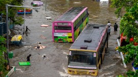 Tamil Nadu, Chennai Rain Live: waterlogging, rain continues, indian express