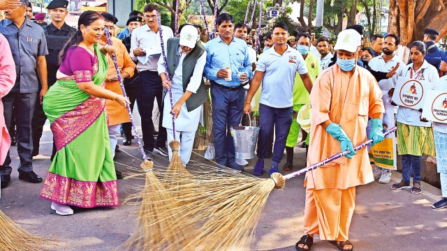 Yogi Adityanath, Uttar Pradesh government, UP government, zero poverty, Lucknow news, Uttar pradesh news, Indian express, Current affairs