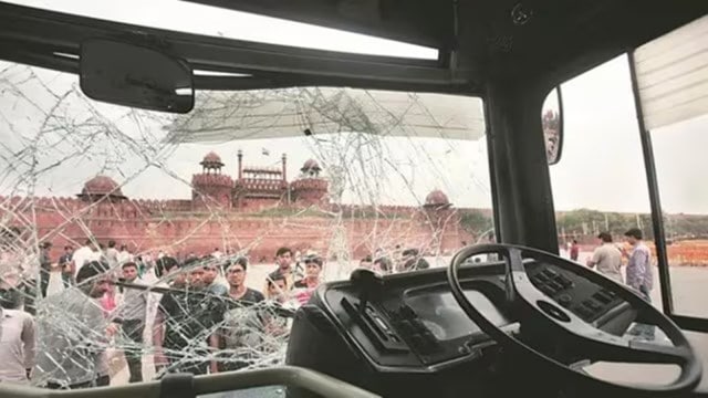 DTC autobus  accident, DTC autobus  runs implicit    minor, DTC autobus  operator  arrested, Delhi Police, delhi constabulary  news, Indian explicit  news