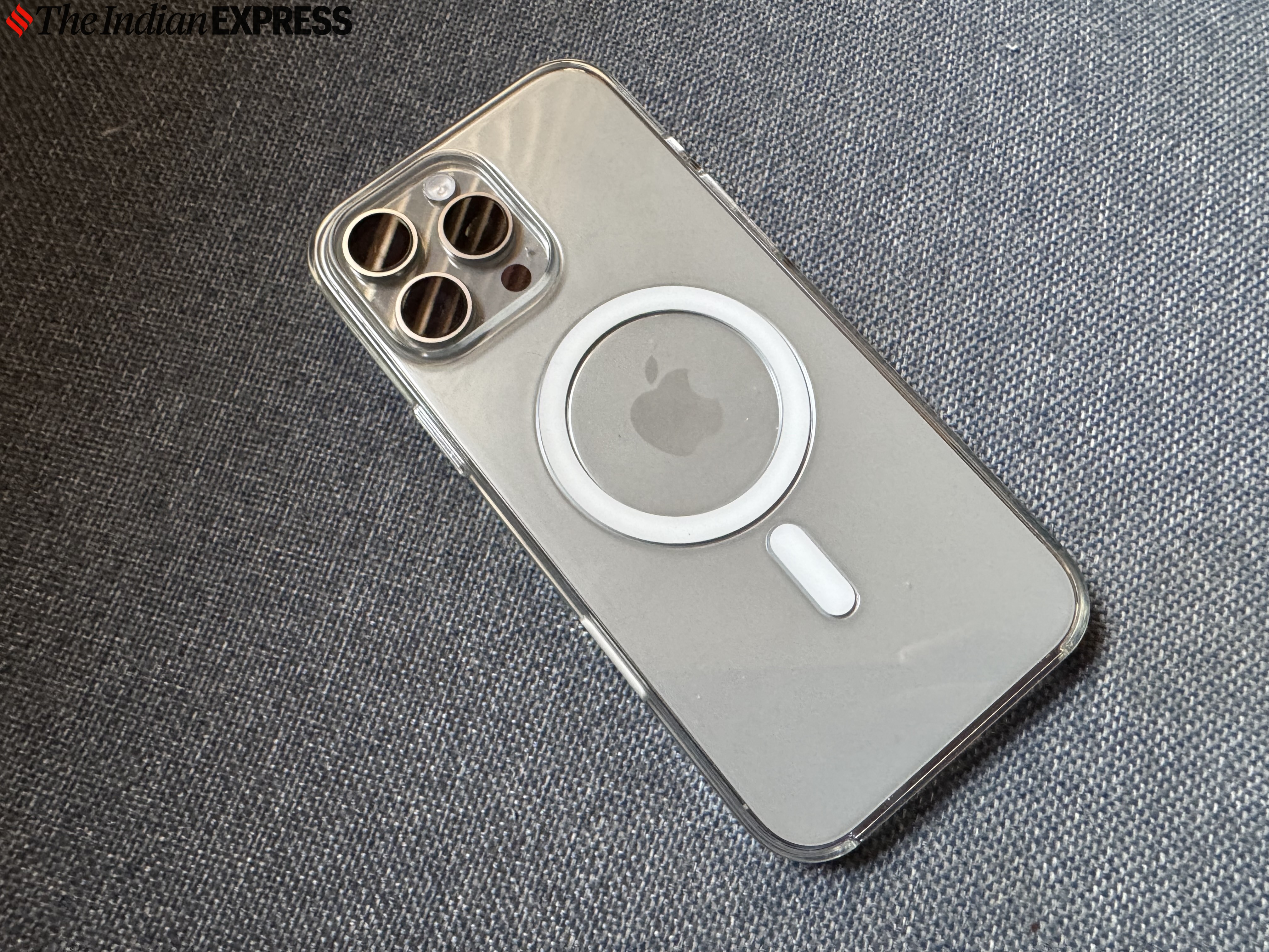 Apple iPhone 16 Pro Max clear case