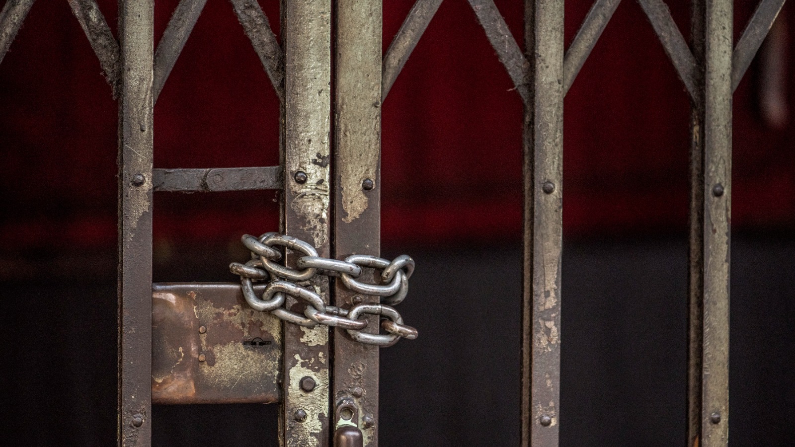 5 undertrial prisoners escape from Assam jail, search on