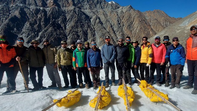 rohtang plane crash