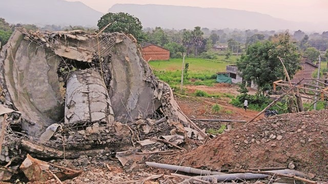 water vessel  collapse, h2o  vessel  crushed, chhota udepur, gujarat, dense  rainfall, groundwater table, h2o  supply, Indian explicit  news