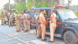 Saharanpur, Saharanpur stone pelting, Saharanpur protest, Sheikhpura police, Ghaziabad, Hindi Bhavan Ghaziabad