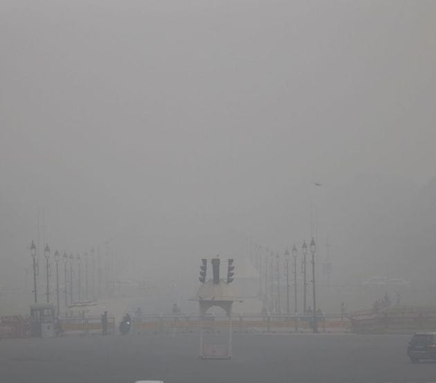 In this picture, thick gray haze and smog blankets Kartavya Path. Meanwhile, at Indira Gandhi International Airport, visibility dropped to just 50 meters by 9:30 am, resulting in the diversion of seven flights.