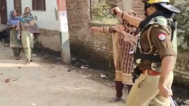 5 cops suspended over complaints of stopping voters in western UP