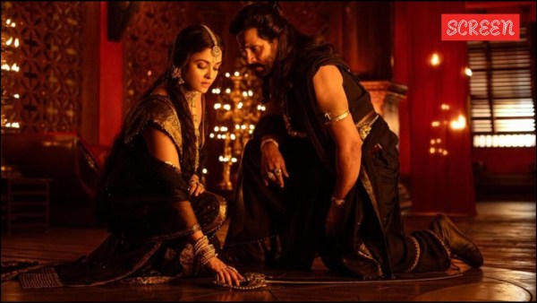 Aishwarya Rai and Vikram from Ponniyin selvan