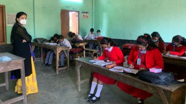 Bihar schoolhouse  timings changed