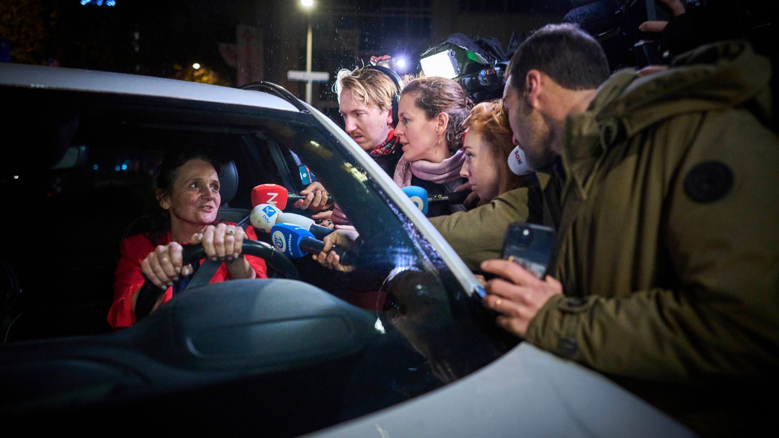 Dutch government could fall over handling of Amsterdam violence ...