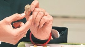 gold loan, gold prices, reserve bank of india, gold loan disbursements, RBI news, bank irregularities, nbfcs, growth policies, Indian express news