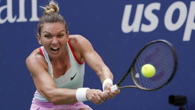 Simona Halep Iga Swiatek ban