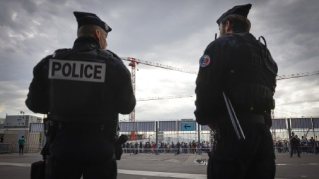 Israel vs France: Police officers stand guard ahead the UEFA Nations League soccer match between France and Denmark at the Stade de France in Saint Denis near Paris, France, Friday, June 3, 2022. (AP Photo)