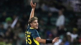 Australia's Spencer Johnson appeals unsuccessfully for the wicket of Pakistan's Irfan Khan during the T20 international cricket match between Australia and Pakistan in Sydney, Australia, Saturday, Nov. 16, 2024. (AP Photo/Rick Rycroft)