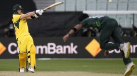 Steve Smith scored 44 in the first ODI against Pakistan, an innings that Maxwell saw and felt would hold Smith in good stead ahead of the series. (PHOTO: AP)