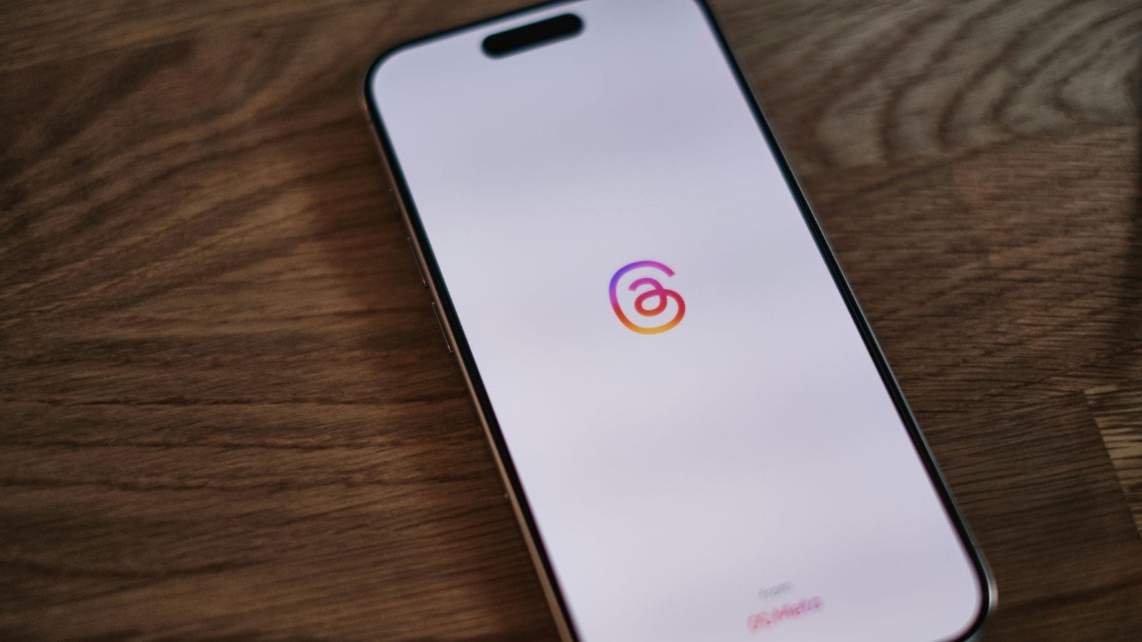 Meta’s Threads overtakes X in mobile usage as audience shifts