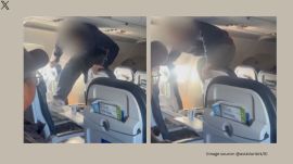 Passengers attempts to break seats mid-air on United Airlines plane (Image source: @aviationbrk/X)