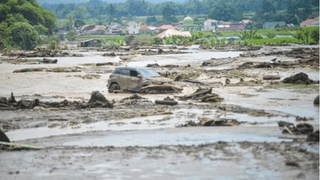 Flash Flood Indonesia