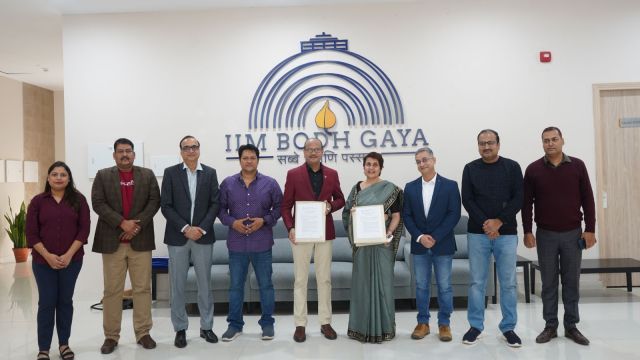 IIM Bodh Gaya, PSI India articulation  hands to impart healthcare absorption   education