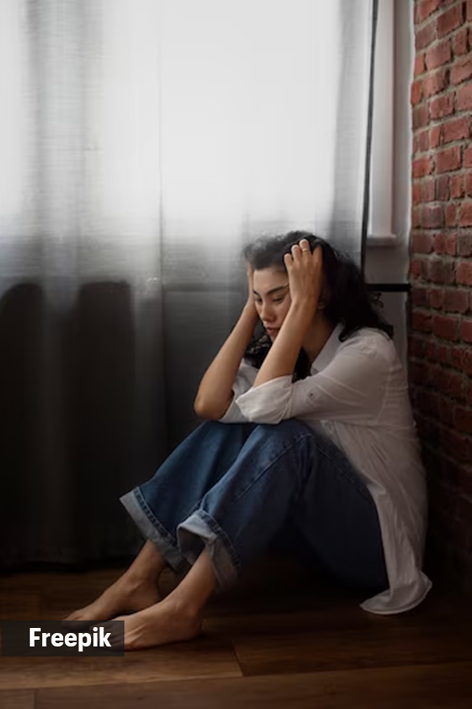 Leaving a long-term relationship is challenging and requires emotional preparation.